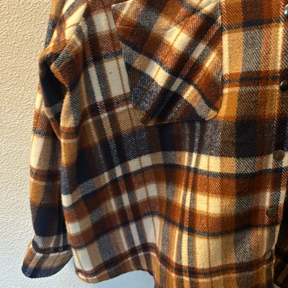 Ecothreads flannel button down size 3XL - Picture 2 of 5